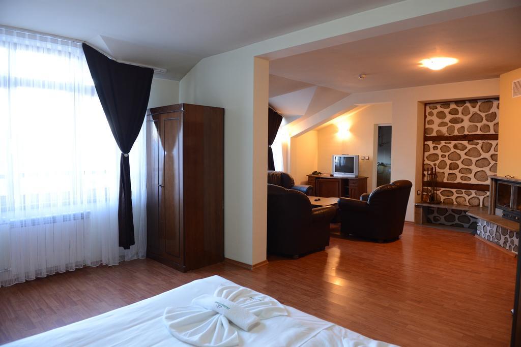 Holiday Group Hotel Bansko Exterior photo